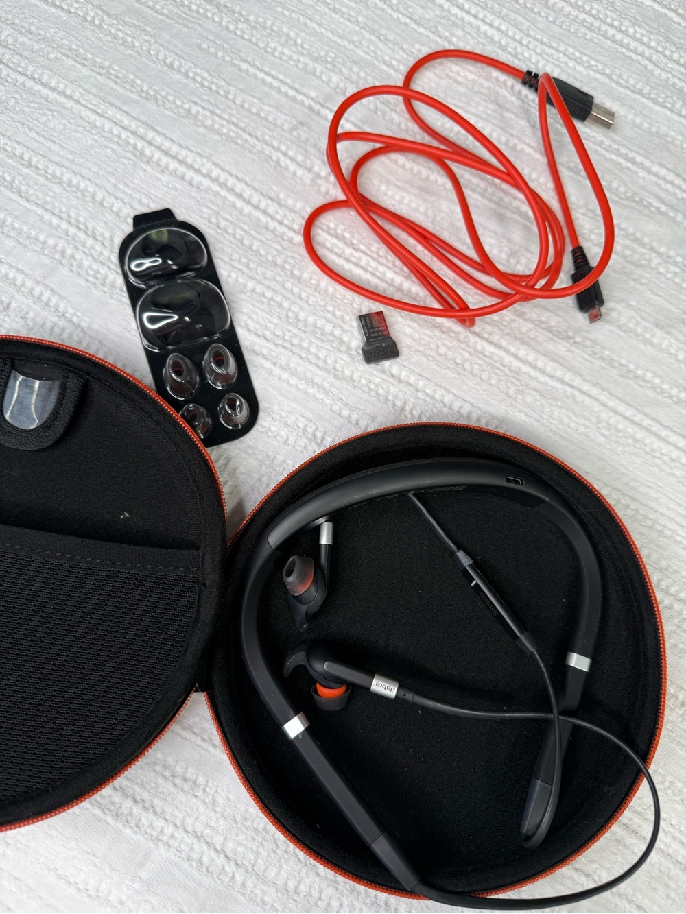 JABRA Evolve 75e MS Wireless headphones with Red Accents